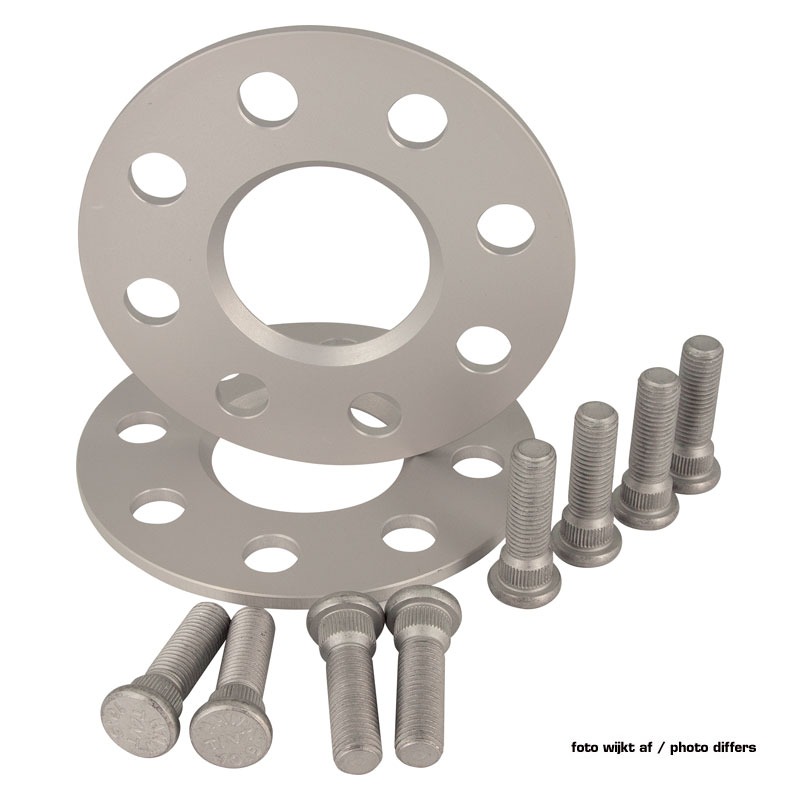 H&R Wheel Spacers 15mm 5x114,3 - Hub 67,1mm - Bolt size M12x1,5 -  Hyundai